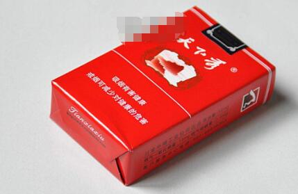 正品吻香烟一手货源-kiss香烟多少钱一包